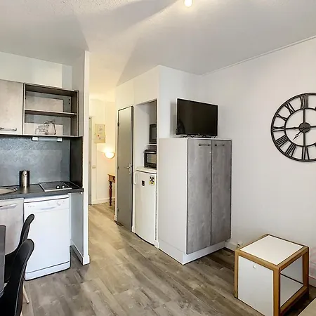 F2 Avec Balcons, Proche Thermes, Animaux Acceptes, Wifi, Ascenseur, Parking Gratuit - Fr-1-451-206 Apartmán *